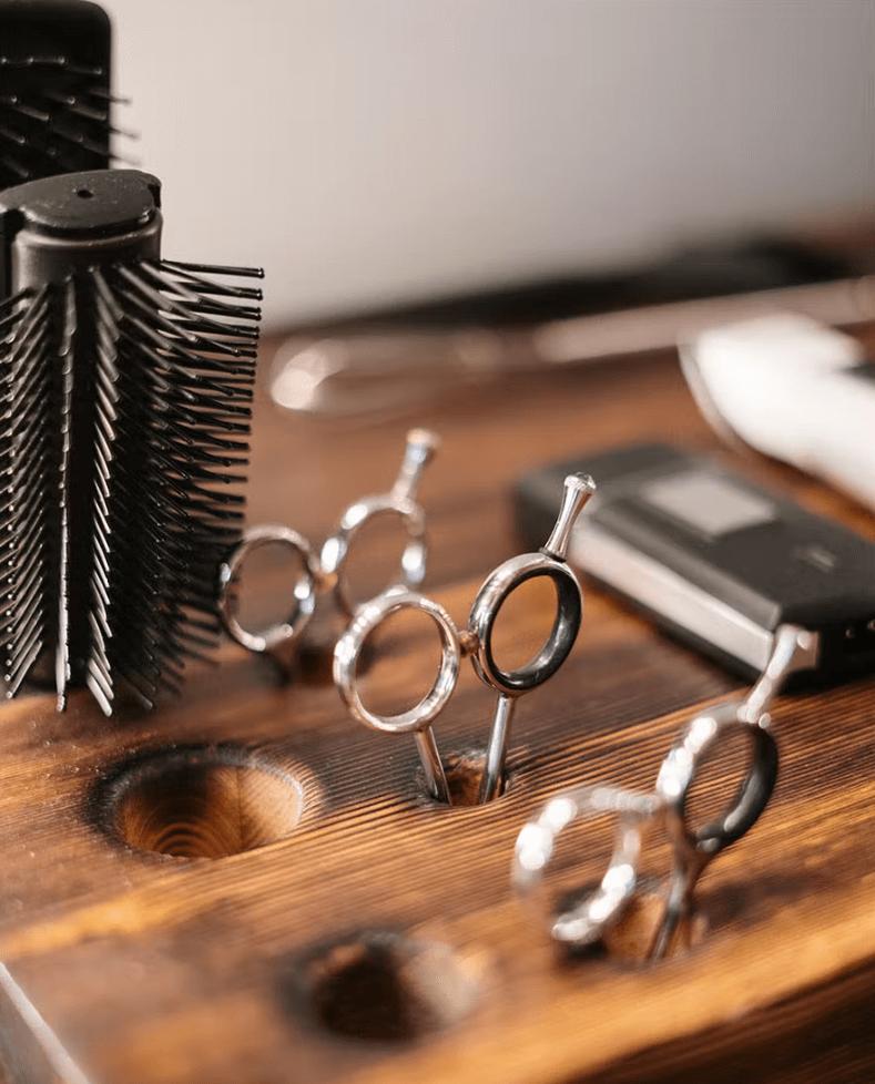 hair-dresser-tools